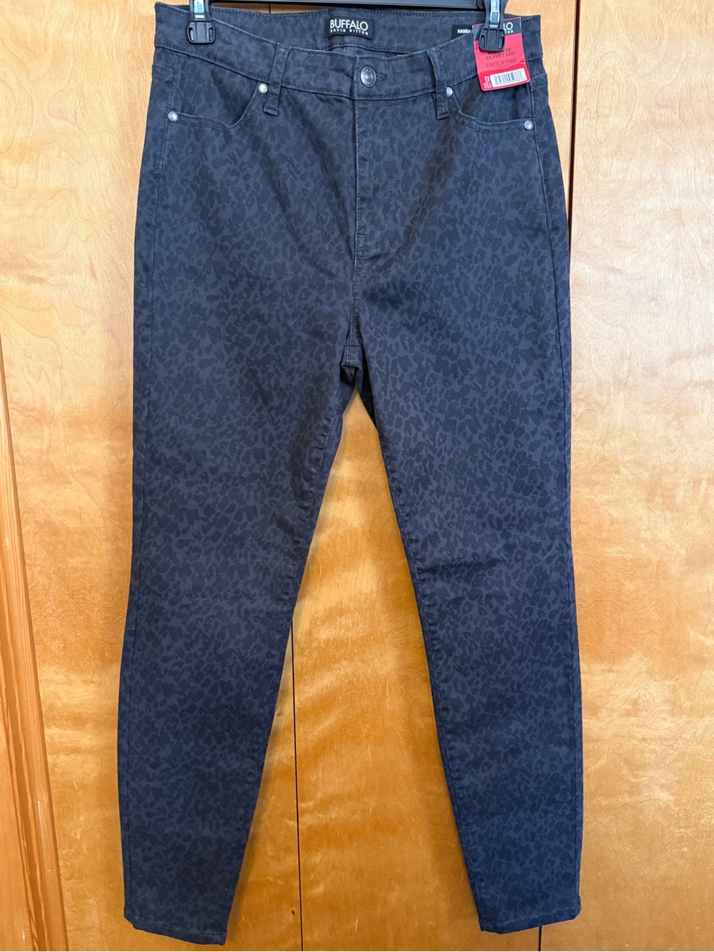 Leopard Print High rise skinny jeans charcoal Women  size 8